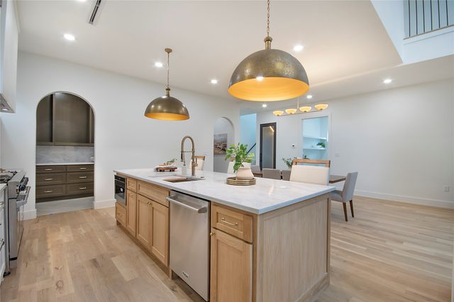 6632 Lockheed Avenue, Dallas, TX 75209
