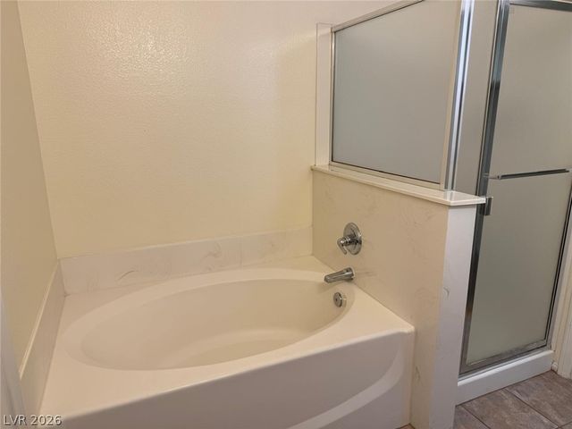 3962 Coyote Ridge Court, Las Vegas, NV 89129