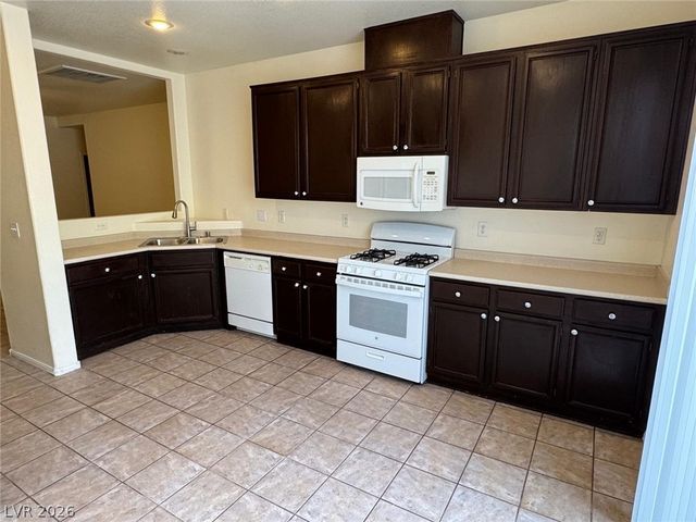 3962 Coyote Ridge Court, Las Vegas, NV 89129