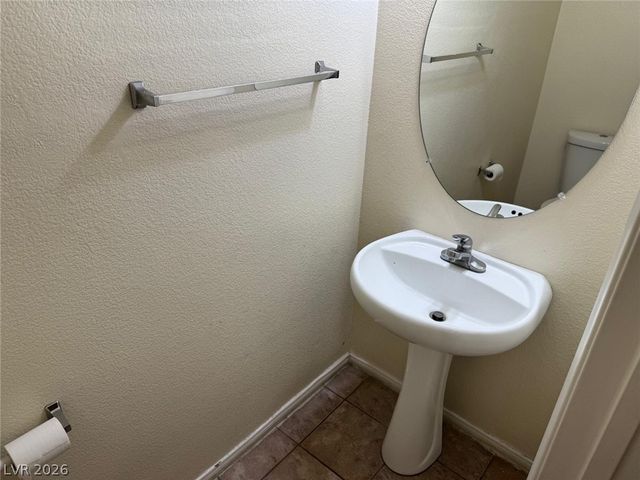 3962 Coyote Ridge Court, Las Vegas, NV 89129