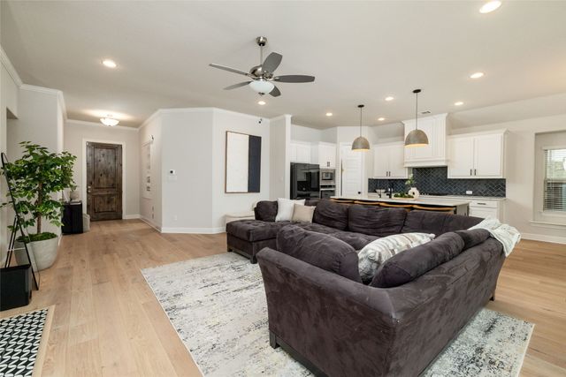 1517 Wild Indigo Drive, Mansfield, TX 76063