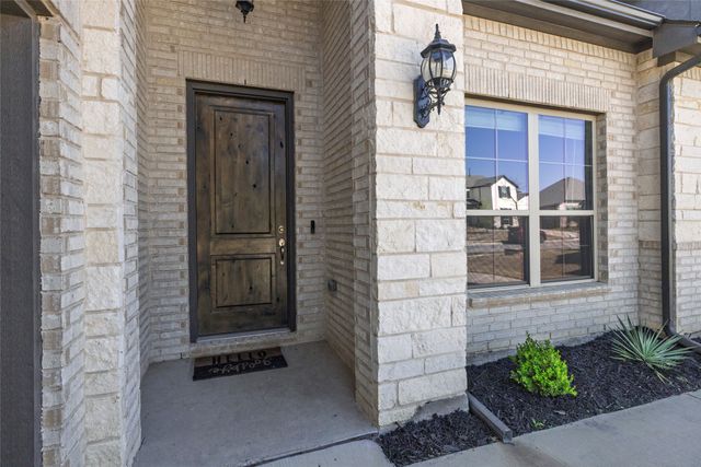 1517 Wild Indigo Drive, Mansfield, TX 76063