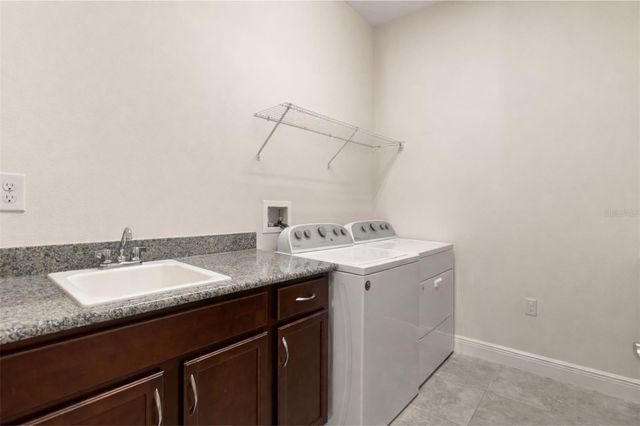 2449 YELLOW BRICK ROAD, St Cloud, FL 34772