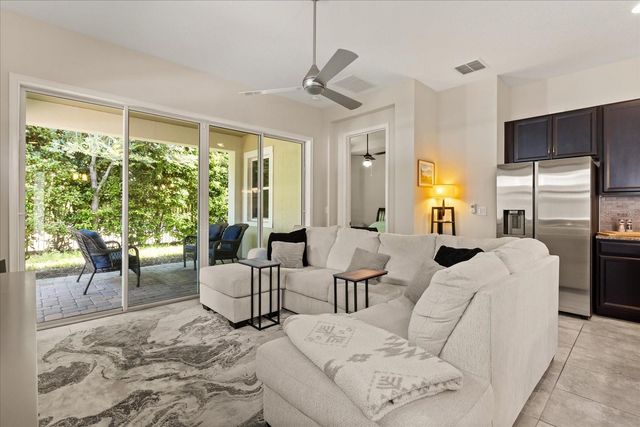 2449 YELLOW BRICK ROAD, St Cloud, FL 34772