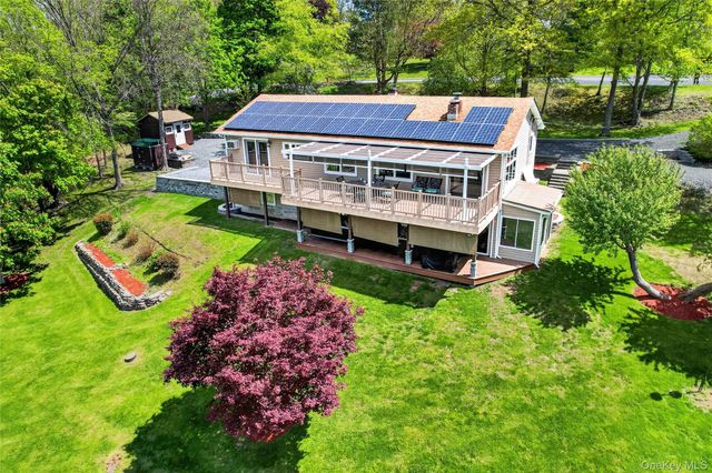 77 Maidstone Drive, Walden, NY 12586