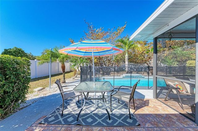 4660 32ND COURT E, Bradenton, FL 34203