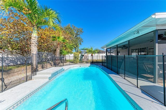 4660 32ND COURT E, Bradenton, FL 34203