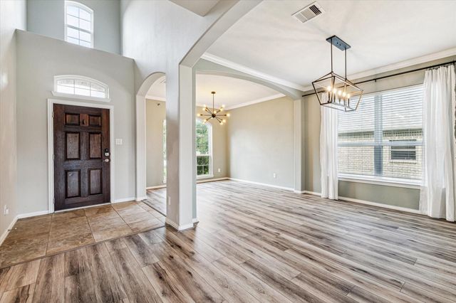 244 Lake Estates Drive, Montgomery, TX 77356
