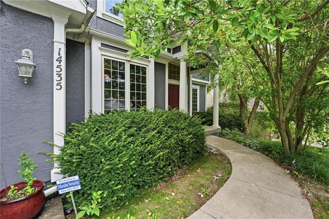14535 NW 63rd Street, Parkville, MO 64152