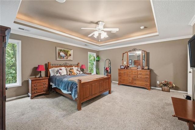 14535 NW 63rd Street, Parkville, MO 64152