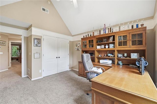 14535 NW 63rd Street, Parkville, MO 64152