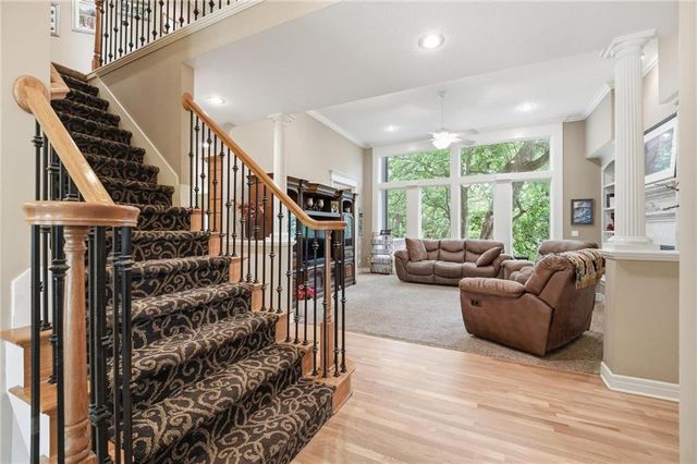 14535 NW 63rd Street, Parkville, MO 64152