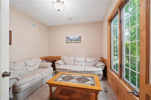 14535 NW 63rd Street, Parkville, MO 64152