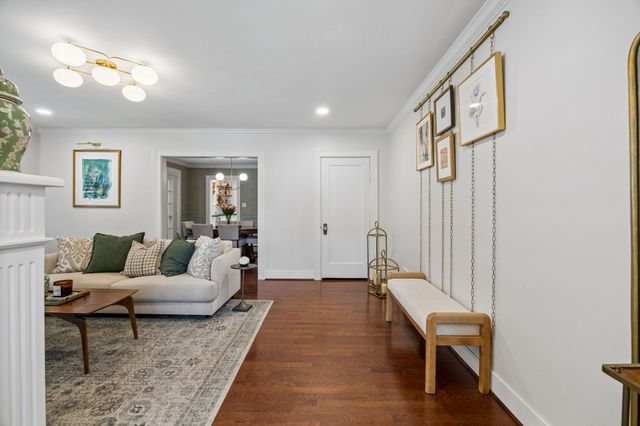 4828 Bryce Avenue, Fort Worth, TX 76107