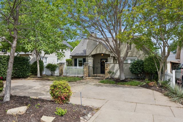 4828 Bryce Avenue, Fort Worth, TX 76107