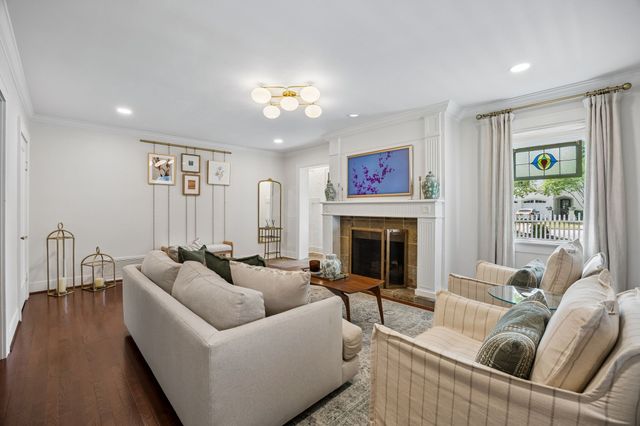 4828 Bryce Avenue, Fort Worth, TX 76107