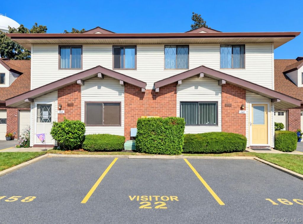 162 Cambridge Drive, Copiague, NY 11726 — exterior
