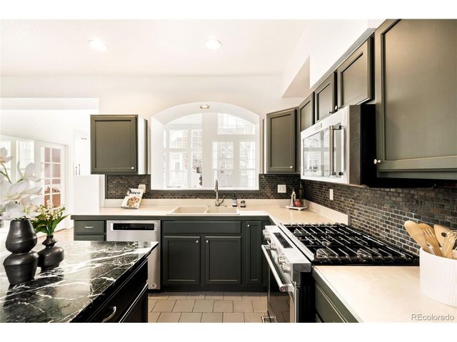 8300 Fairmount Dr V102, Denver, CO 80247