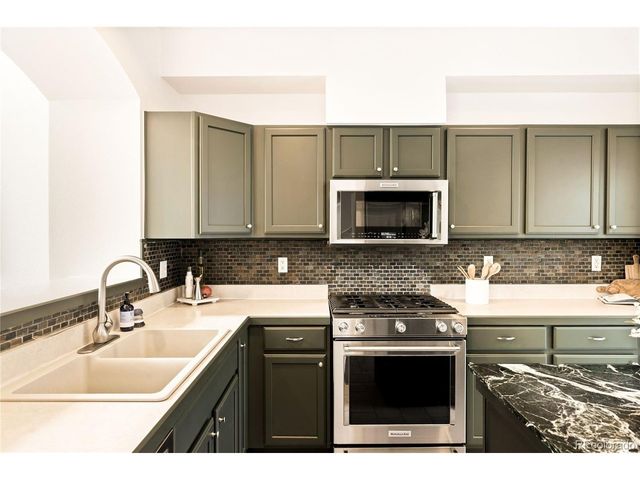 8300 Fairmount Dr V102, Denver, CO 80247