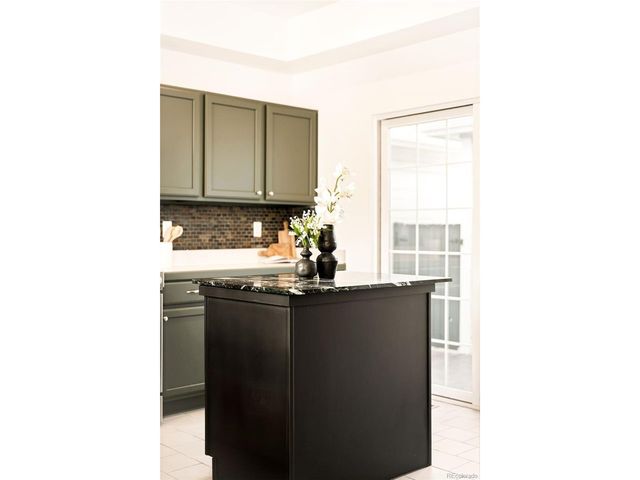 8300 Fairmount Dr V102, Denver, CO 80247