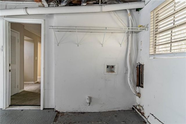 633 Larchmont NW Circle, Atlanta, GA 30318