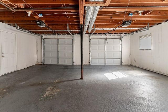 633 Larchmont NW Circle, Atlanta, GA 30318