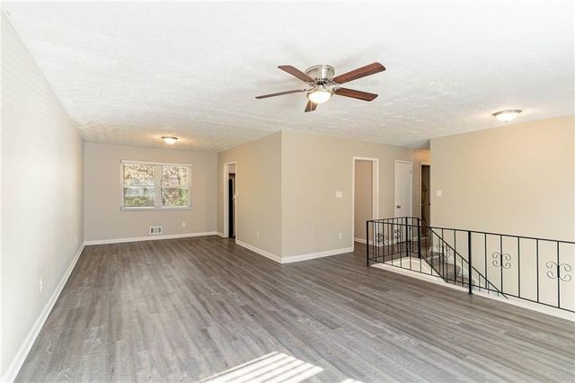 633 Larchmont NW Circle, Atlanta, GA 30318