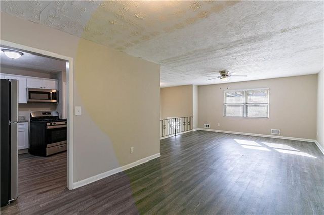 633 Larchmont NW Circle, Atlanta, GA 30318