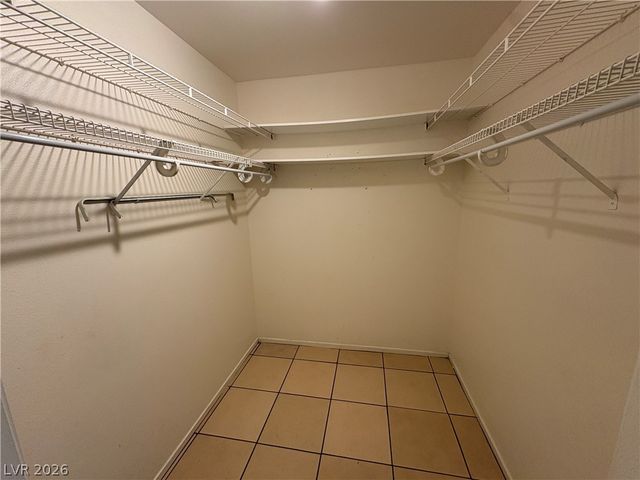 5710 East Tropicana Avenue 1218, Las Vegas, NV 89122