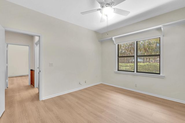 13366 48th Trail S, Delray Beach, FL 33445