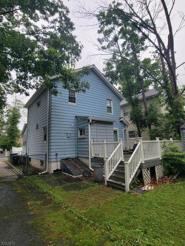 703 Spruce St, Roselle Boro, NJ 07203