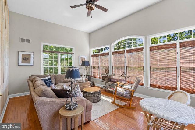 402 TIMBER LN, Mullica Hill, NJ 08062