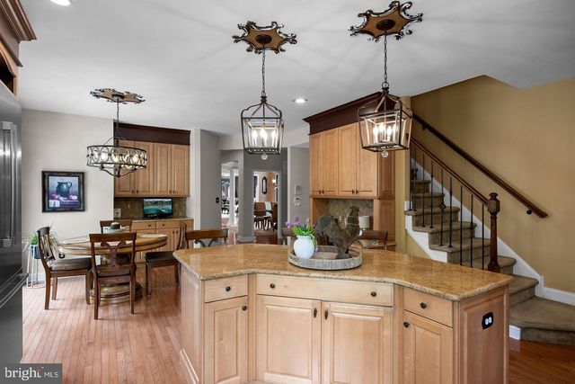 402 TIMBER LN, Mullica Hill, NJ 08062