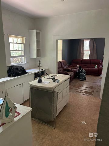 553 Magnolia Road, Mobile, AL 36606