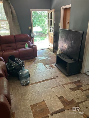 553 Magnolia Road, Mobile, AL 36606