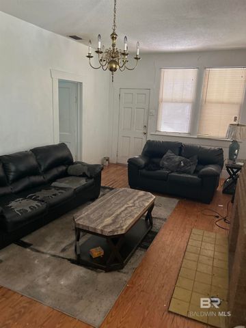 553 Magnolia Road, Mobile, AL 36606