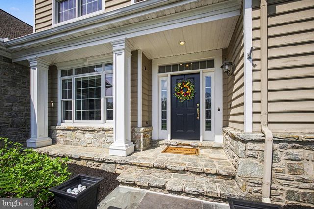 671 BENT CREEK DR, Lititz, PA 17543