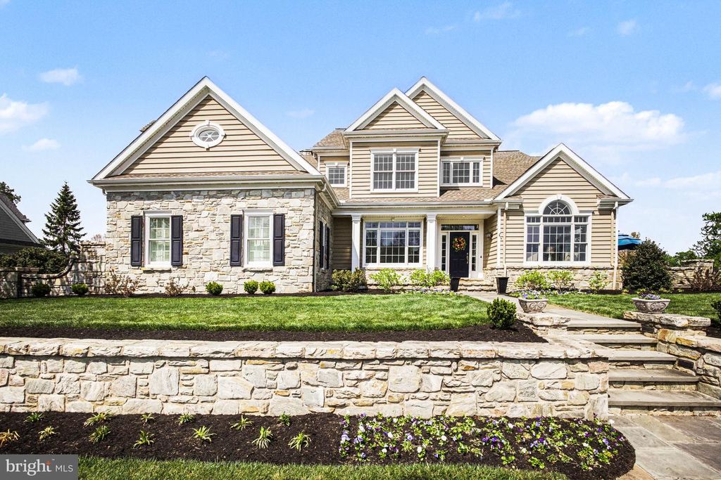 671 BENT CREEK DR, Lititz, PA 17543