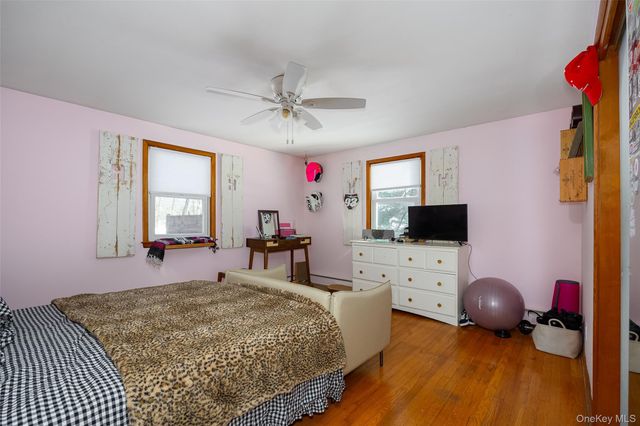 29 McAllister Drive, Pleasant Valley, NY 12569