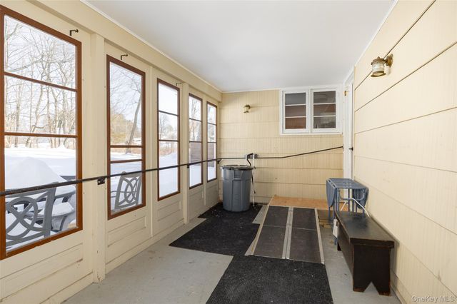 29 McAllister Drive, Pleasant Valley, NY 12569