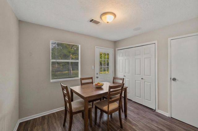 461 Trails End Drive, Cleveland, TX 77328