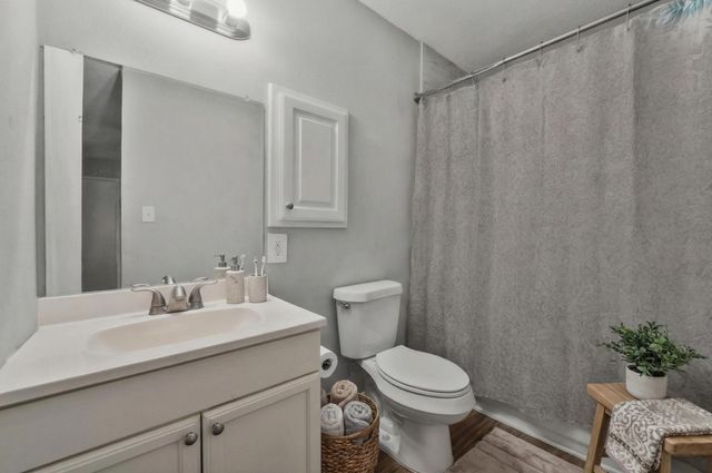 461 Trails End Drive, Cleveland, TX 77328