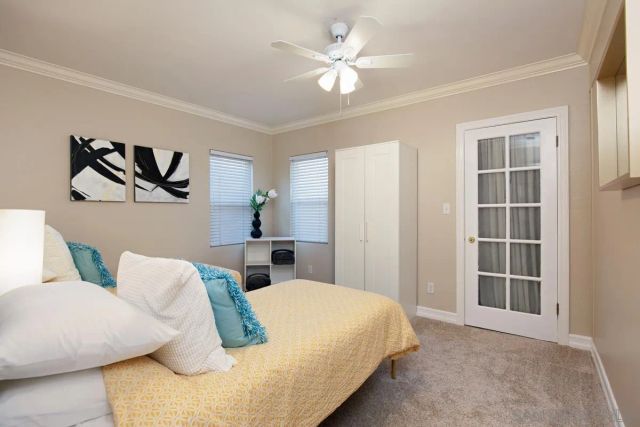 3973 8th, San Diego, CA 92103