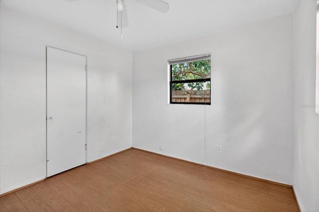 2480 18TH AVENUE N, St Petersburg, FL 33713