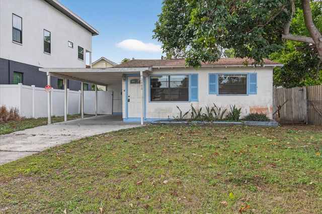 2480 18TH AVENUE N, St Petersburg, FL 33713