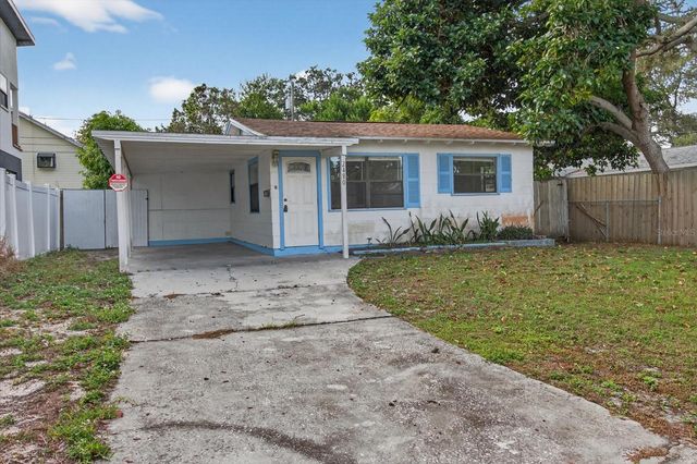 2480 18TH AVENUE N, St Petersburg, FL 33713