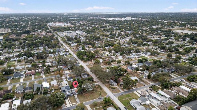 2480 18TH AVENUE N, St Petersburg, FL 33713