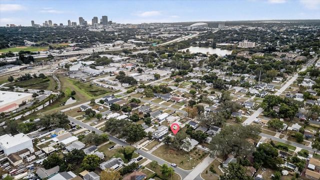 2480 18TH AVENUE N, St Petersburg, FL 33713