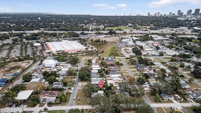 2480 18TH AVENUE N, St Petersburg, FL 33713