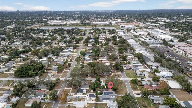 2480 18TH AVENUE N, St Petersburg, FL 33713